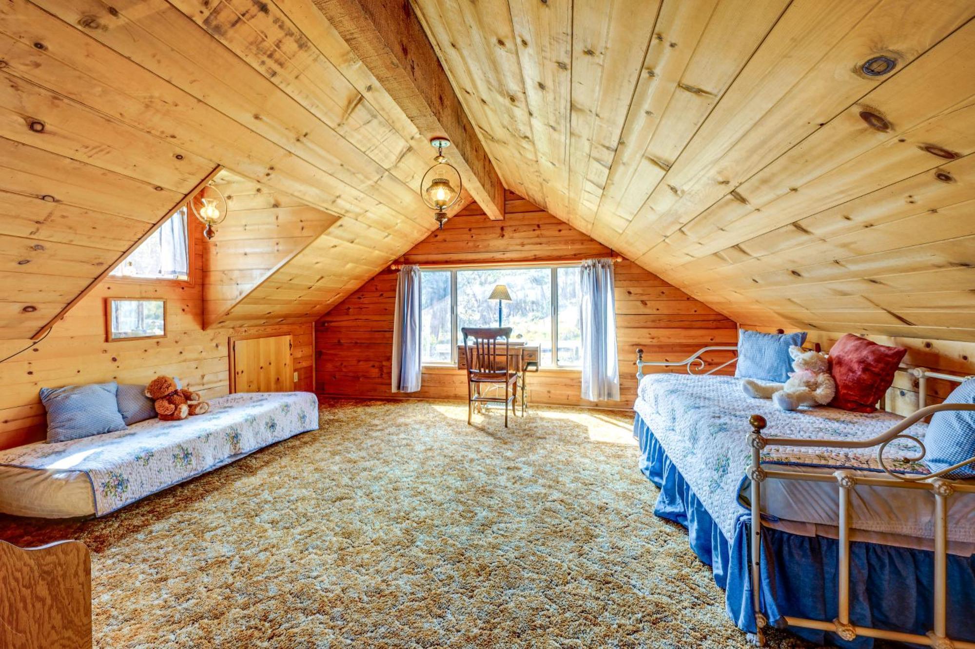 Cozy Family-Friendly Badger Retreat With Fireplace! Exteriör bild