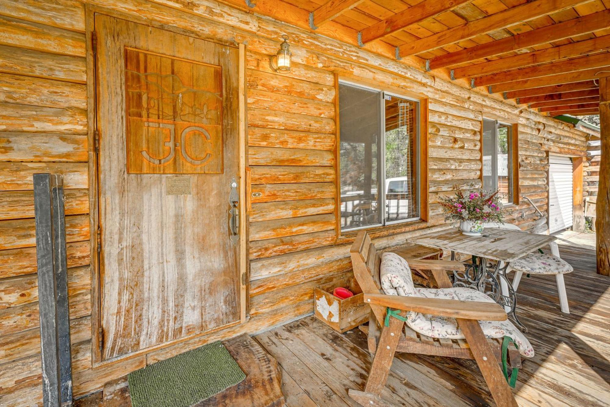 Cozy Family-Friendly Badger Retreat With Fireplace! Exteriör bild