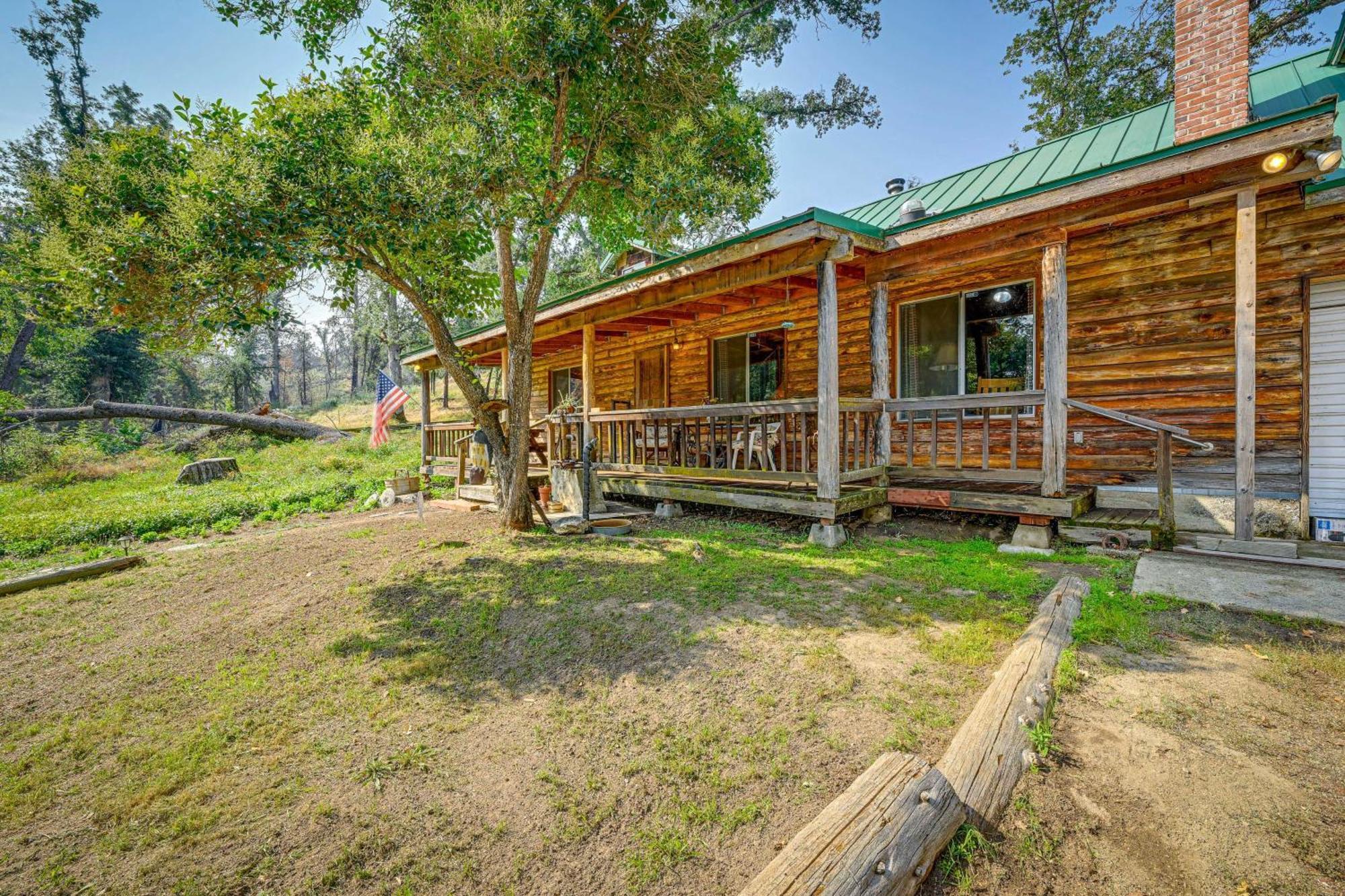 Cozy Family-Friendly Badger Retreat With Fireplace! Exteriör bild