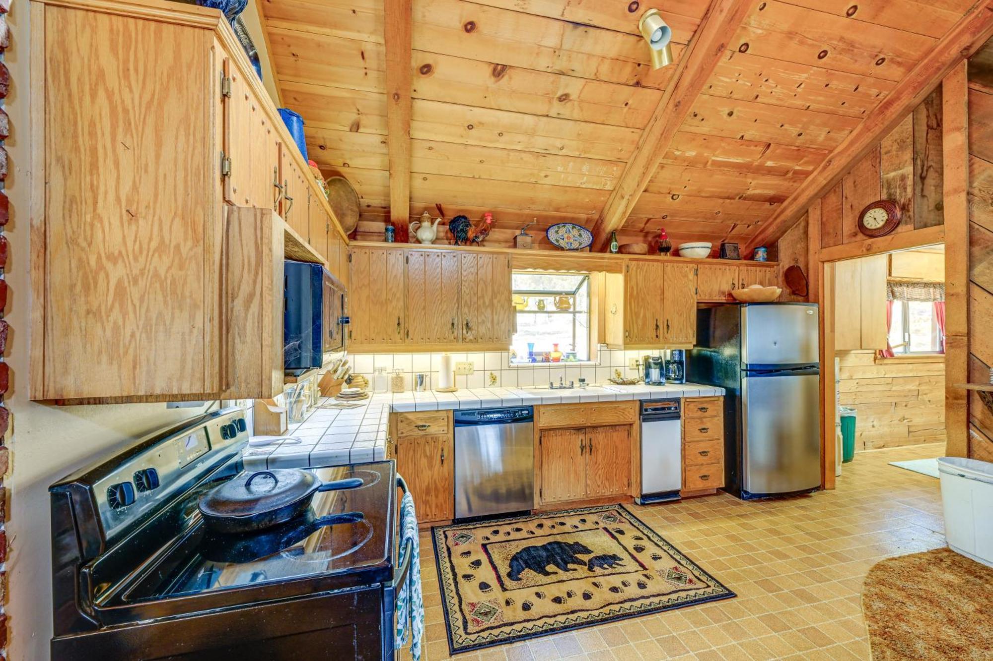Cozy Family-Friendly Badger Retreat With Fireplace! Exteriör bild