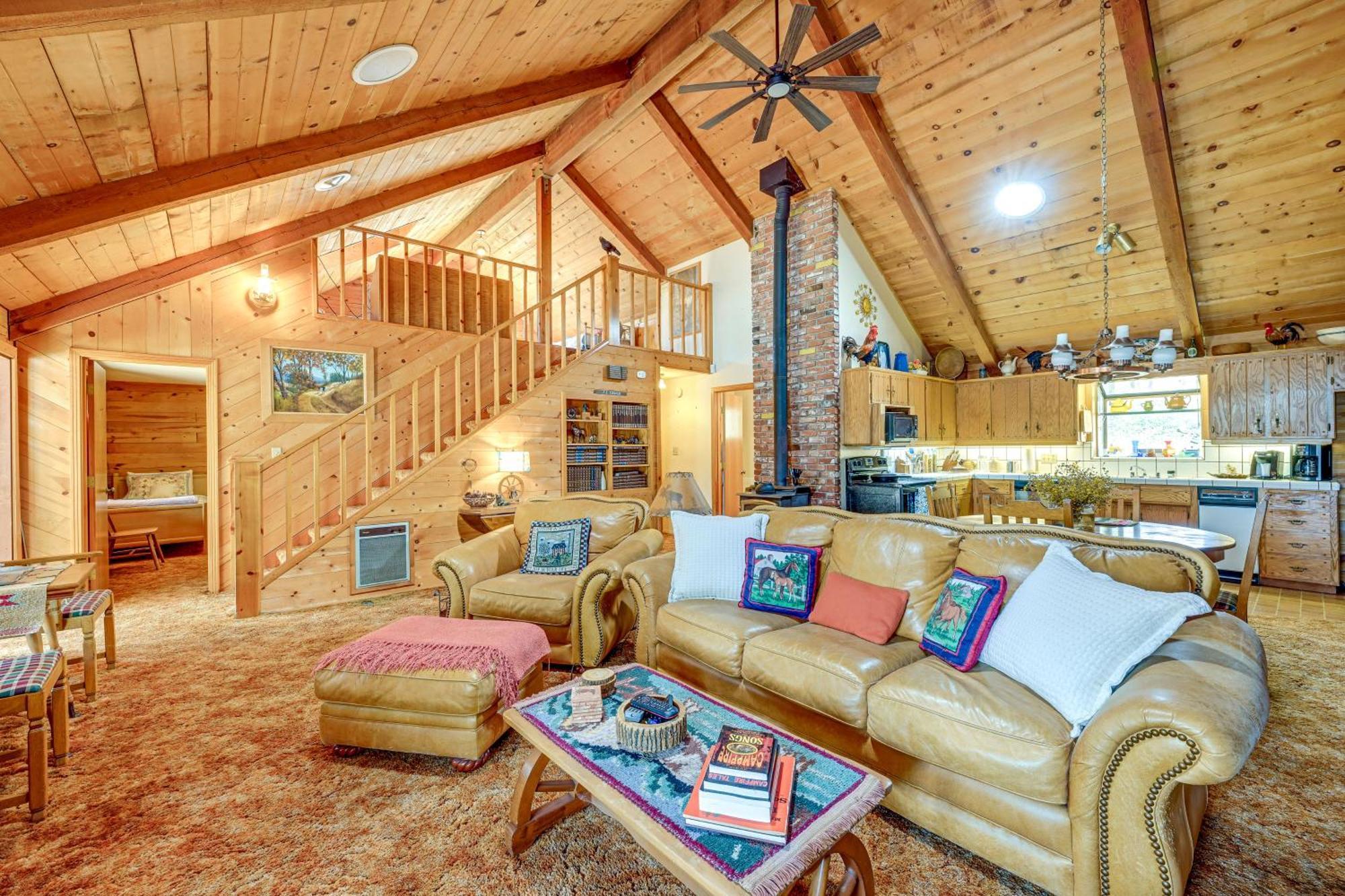 Cozy Family-Friendly Badger Retreat With Fireplace! Exteriör bild