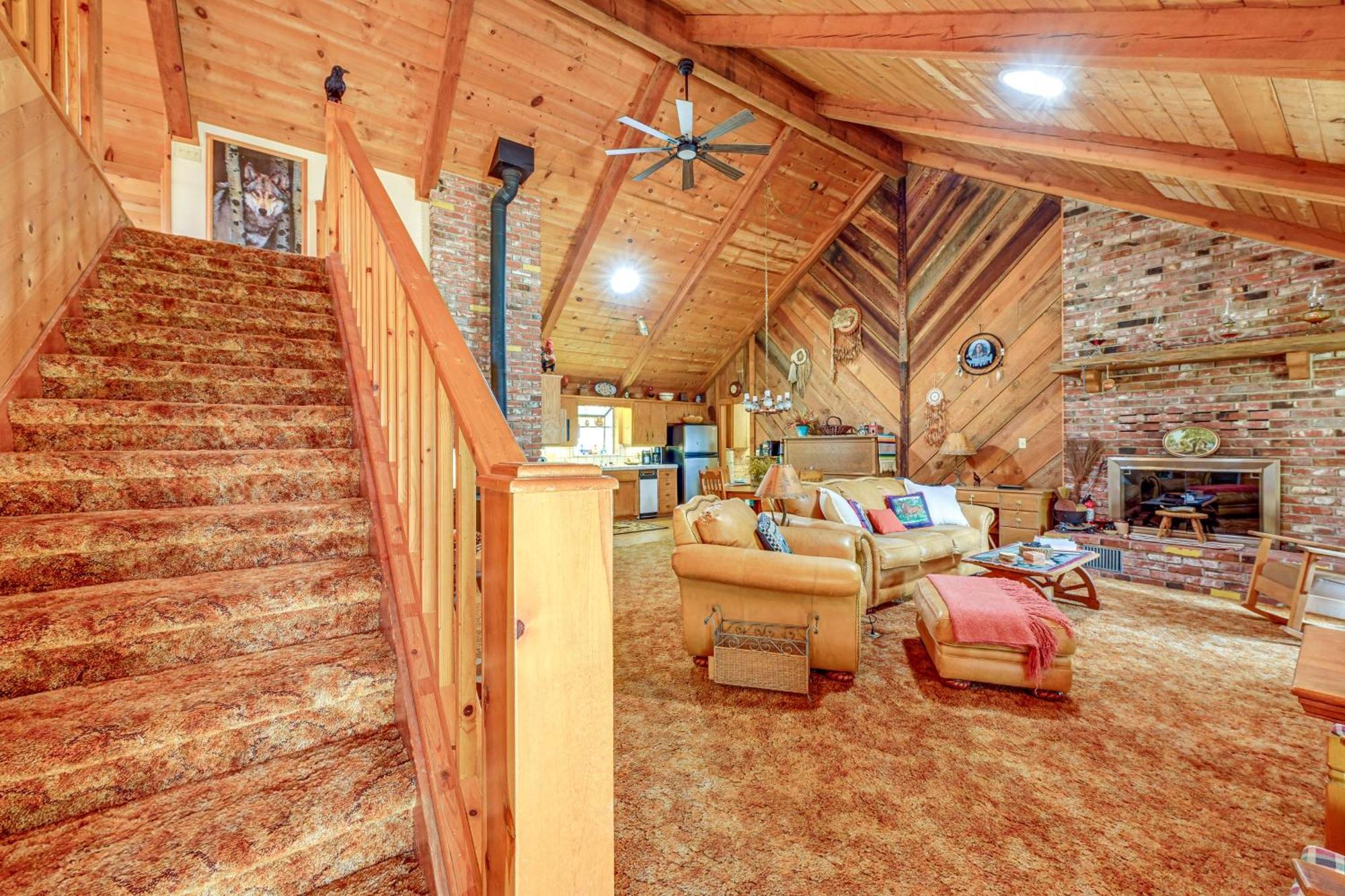 Cozy Family-Friendly Badger Retreat With Fireplace! Exteriör bild